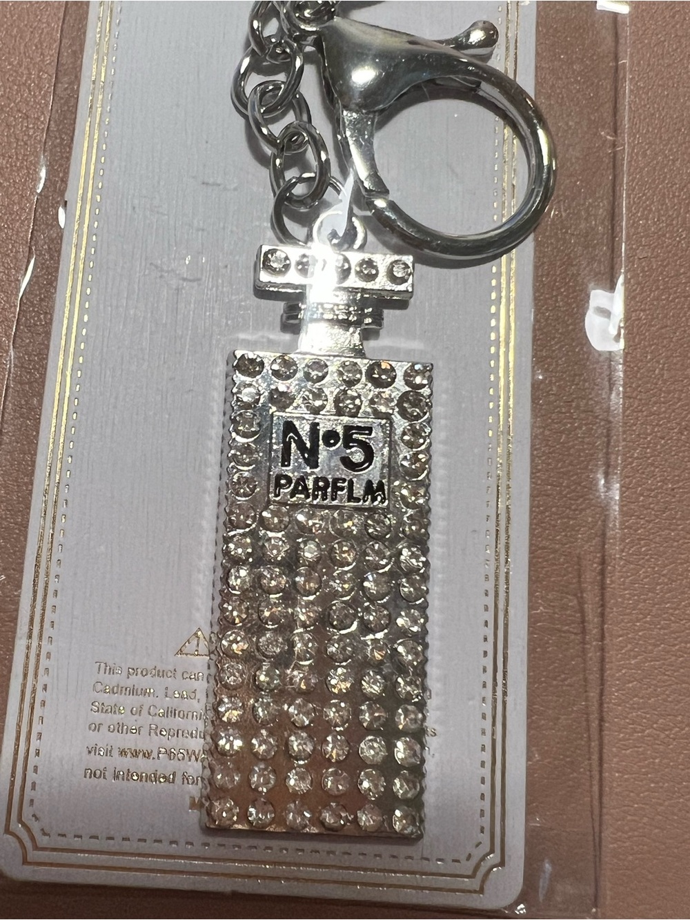 Silver Rhinestone Perfume Bottle Keychain Bag Charm N°5 Inspired NWT - Picture 6 of 8
